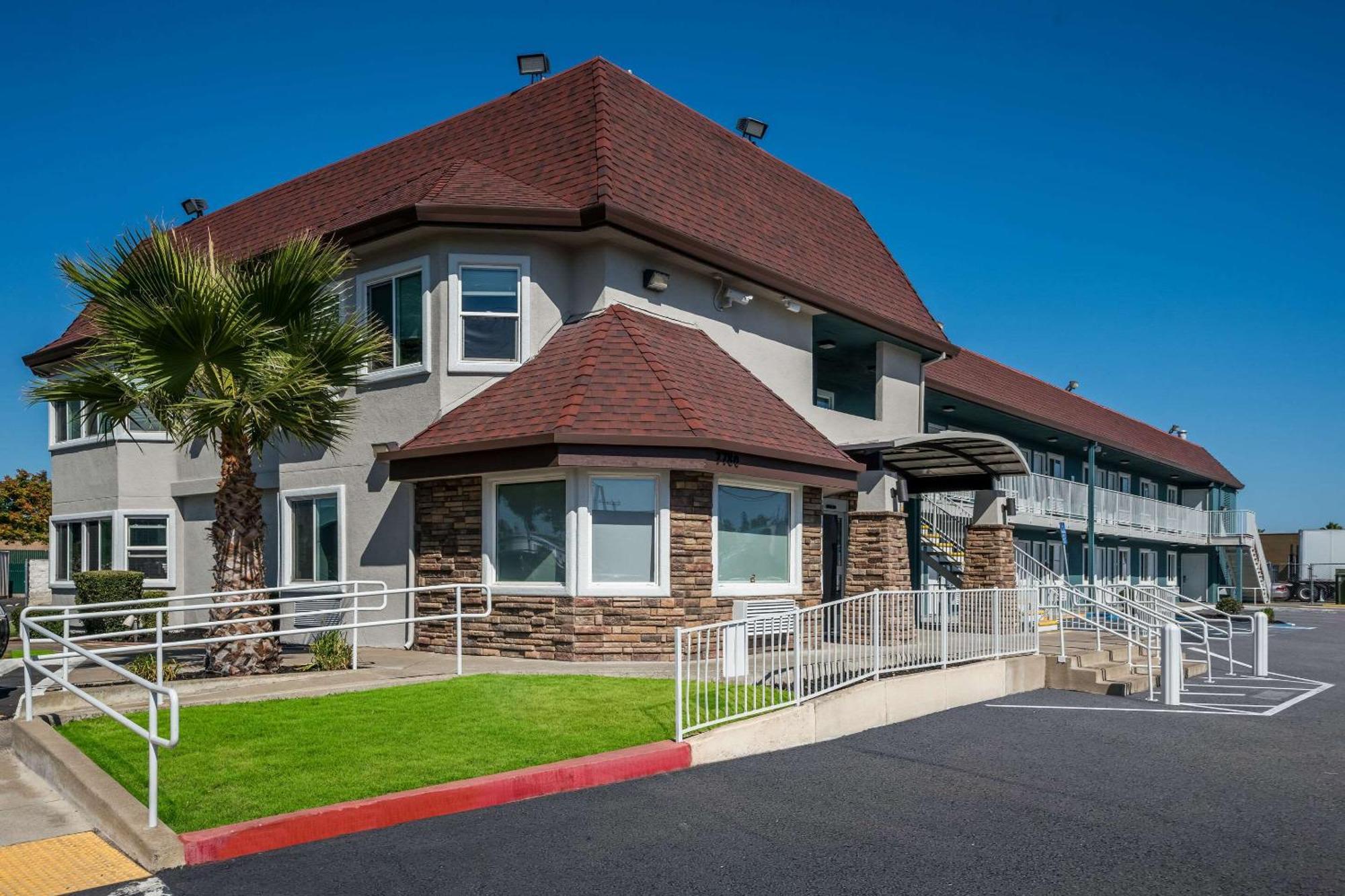 Quality Inn Elk Grove-סקרמנטו מראה חיצוני תמונה